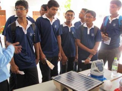 Understanding Renewable Energy Exhibition held at Hiriya School to mark Earth Hour 2012