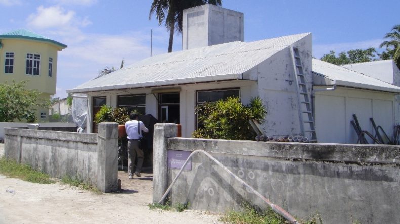 Solar PV experts team visits Dhiffushi island